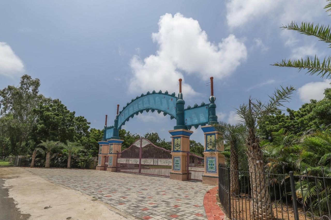 Capital O 49279 Chhab Chhaba Chhab Water Fun Park & Resort Damka Екстер'єр фото